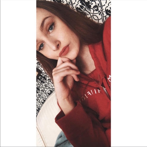 Meet your Posher, Keryonna - Picture 1 of 1